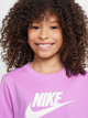 Koszulka młodzieżowa dla dziewczynki Nike G Nsw Tee Crop Futura Hbr FZ5548-532 137-147 M Jasnofioletowa (197602776232) - obraz 4