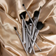 Zestaw pędzli do makijażu Tools For Beauty Mimo srebrno-czarny 12 szt (5903018900285) - obraz 4
