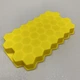 Форма силиконовая для льда, конфет и желе "Соты" 20,6*12*2,3 см Stenson MH-3017 желтая - изображение 2