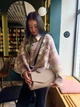 Сумка багет каркасная широкий ремень кожаная средняя темно-бежевая ARTiS Bags 1757 140 - изображение 2