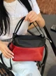 Небольшая без подкладки черно-красная сумка 16799322-703 ARTiS Bags - изображение 1