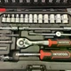 Набор инструментов INTERTOOL ET-8046, 46 предметов, серия STORM, Cr-V, с трещоткой 1/4" и битами - изображение 8