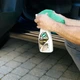Зволожувач і захист пластику Turtle Wax Inside & Out Plastic 500 мл, догляд за салоном і екстер’єром авто, UV-захист і антистатик - зображення 3