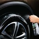 Полироль для шин и пластика Turtle Wax Wet’n’Black 500 мл, средство для чернения резины авто, эффект мокрого блеска и защита - изображение 3