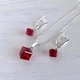 Набір прикрас Hand Made з кристалами Swarovski червоного кольору у формі куба (комплект без ланцюжка) - зображення 1