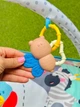 Розвиваючий килимок для немовляти з дугами килимки розвиваючі для розвитку дрібної моторики дітей віком до року дитячий ігровий складний коврик на підлогу із брязкальцями - зображення 4