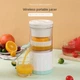 Акумуляторна соковичавниця Citrus Juicer Портативна електронна мінівичавниця для цитрусових і ягід - зображення 9