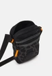 Мужская сумка кроссбоди через плечо JORDAN JAN FESTIVAL Bag - Crossbody Bag BLACK FV2497-010 (74321) - изображение 3
