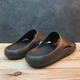 Жіночі шльопанці Crocs Mellow Recovery Slide Black (45-46, чорний) - зображення 13