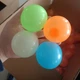 Липкие шары Globbles светящиеся 4 шт. Игрушка-антистресс 4.5 см - изображение 5