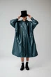 Жіночий дизайнерський дощовик плащ тренч Parasol'ka смарагдовий Emerald (S-L) oversize one size, плащ вільного крою водонепроникний, дощовик з капюшоном - изображение 10