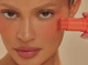 Румяна-стик Kylie Cosmetics "Hey sugar" Powder Blush Stick - изображение 4