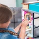 Кукольный деревянный домик KidKraft Bianca City Life 65989 с 26 аксессуарами и световыми эффектами 4763293 - изображение 8