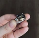 Серебряный позолоченный перстень "Тигр" с изумрудом р.19,5 (МЮВМПР-29) - изображение 6