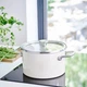 Каструля з кришкою KitchenAid Steel Core CC003269-001 24 см 6 л кремова - зображення 5