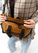 Велика жіноча поясна сумка бананка з натуральної шкіри SAMBAG Коричнева (1016038721) - зображення 5