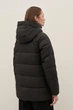 Подовжена зимова куртка жіноча Finn Flare FAC11053-200 Down fill чорна XS - зображення 4