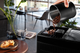 Кавомашина DELONGHI Dinamica Plus ECAM380.85.SB + в подарунок кава в зернах Mi Familia De Lux Blend Gusto Forte 1 кг - зображення 16