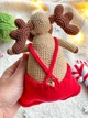 Новогодний вязаный лось в комбинезоне – игрушка амигурумы для рождественского декора Рождественский лось. - изображение 9