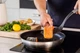 Лопатка з прорізами KitchenAid Coreline KAS002OHCGG 34.3 см сіра - зображення 6