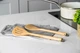 Лопатка з прорізами KitchenAid Coreline KQR702OHE 34.2 см бежева - зображення 3