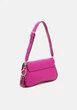 Сумка GUESS CORDELIA Shoulder Bag 19 Фуксія (2000029745065) - изображение 2