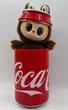 Мягкая игрушка плюшевая Лабубу в банке кока кола COCA-COLA The Monsters Labubu POP MART в коробке Фигурка 14 см Коричневая - изображение 10