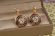 Серьги Xuping Jewelry солнце версач с чернением 2,1 см золотистые - изображение 1