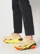 Женские кроксы Crocs Bubble Crush Clog Ssm 210061-0HX 43-44 (M10/W12) 28 см Бежевые (196265761760) - изображение 2