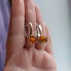 Серебряные серьги серёжки Шар с Янтарем с золотой пластиной серебро 925 пробы Родированное 463 5.80г - изображение 1