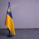 Флаг Украины с трезубцем, вышитый, уличный, из непросвечивающейся плотной ткани, 95x140 см, размер вышивки 27*36см. - изображение 7