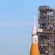 Постер НАСА, Space Launch System (SLS) на стартовому майданчику, A2 60×43 см (id3377) - зображення 2
