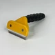 Фурмінатор для собак і кішок з лезом 6,8см Furminator deShedding Tool, щітка для вичісування шерсті і профілактики ковтунів, для середніх порід Жовтий, FDCSL-068-H2-Yellow - зображення 5