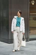 Брюки женские Uniqlo 565910253 L Молочные (1159842664) - изображение 11