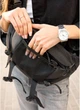 Большая женская поясная сумка бананка Sambag для планшета DynamicDart черная - изображение 6