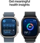 Smartwatch Apple Watch Ultra 3 GPS + Cellular 49mm Natural Titanium Case with Blue/Bright Blue Trail Loop - M/L (MEWU4) - obraz 6