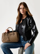 Torebka crossbody damska duża Guess Katya HWSG9652060 LTL Brązowa (800070344346) - obraz 2