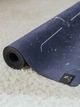 Коврик для йоги и фитнеса Lita Space Energy из натурального каучука и микрофибры | Home-версия, 183х68 см | Увеличенная ширина - изображение 11