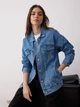 Джинсовая куртка женская Trendyol TWOAW23CE00189 XS Blue (8683047843957) - изображение 4