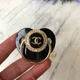 Комплект пустушка соска з утримувачем зі стразами Chanel чорна - изображение 2