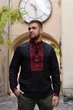 Чоловіча вишита сорочка MOTYV «Карпатська» (чорний льон, червона вишивка гладдю) | Розмір M - изображение 2