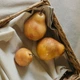 Свеча "Груша S" парфюмированная, аромат - Orchard Pear (Садовая груша), из натурального пчелиного воска, 80 - изображение 6