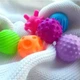 Набор тактильных мячиков Play Toy по методике Монтессори (текстурные, сенсорные) яркие - изображение 1