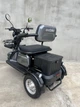 Электроскутер трехколесный EVOBIKE Luna TRIO PRO 60V 20Ah 1200W (2026) с улучшенным аккумулятором и комфортным сиденьем | Серый графит - изображение 6