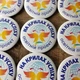 Значок "На крилах успіху" 50 мм Білий 1 шт (19-1934) - зображення 1