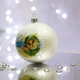 Новогодний шар на елку Santa Shop Патриотическая Котик Белый 8,5 см (4820001103717) - изображение 2