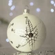 Новогодний шар на елку Santa Shop Сахарная Снежинка Молочный 10 см (7806723209217) - изображение 3