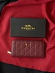 Женский кошелек Coach Quilted Leather Zip Around Long Walle бордовый большой - изображение 1