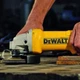 Шліфмашина кутова мережева DeWALT, 1400 Вт, d=125 мм, 11500 об/хв, вага 1.85 кг (DWE4233) - изображение 5