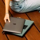 Native Union W.F.A Stow Lite 14" Sleeve Case Slate Green for MacBook Pro 14"/MacBook Air 13" M2 (STOW-LT-MBS-SLG-14) - зображення 11
